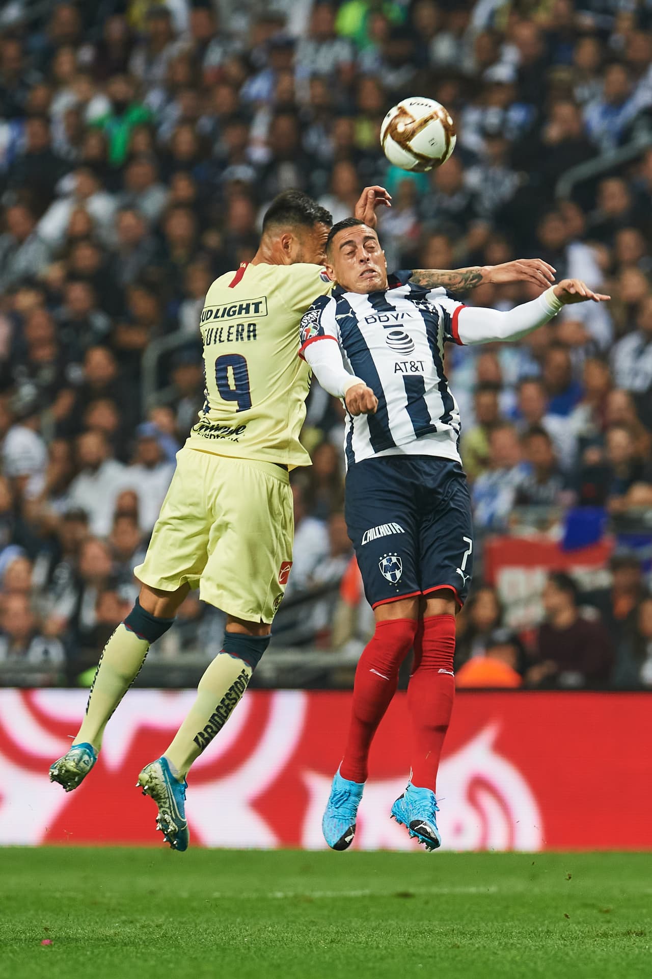 Funes Mori tocó pocas veces el esférico en la primera mitad.