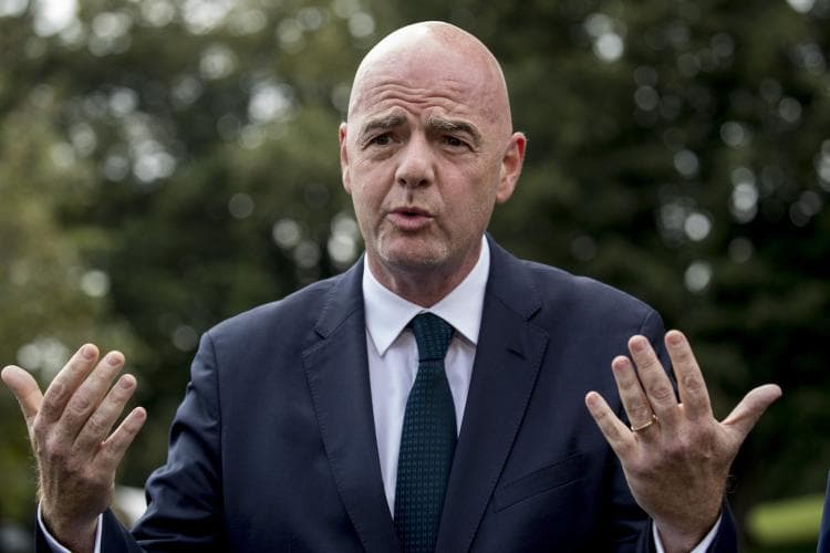 Gianni Infantino arroja positivo por COVID-19