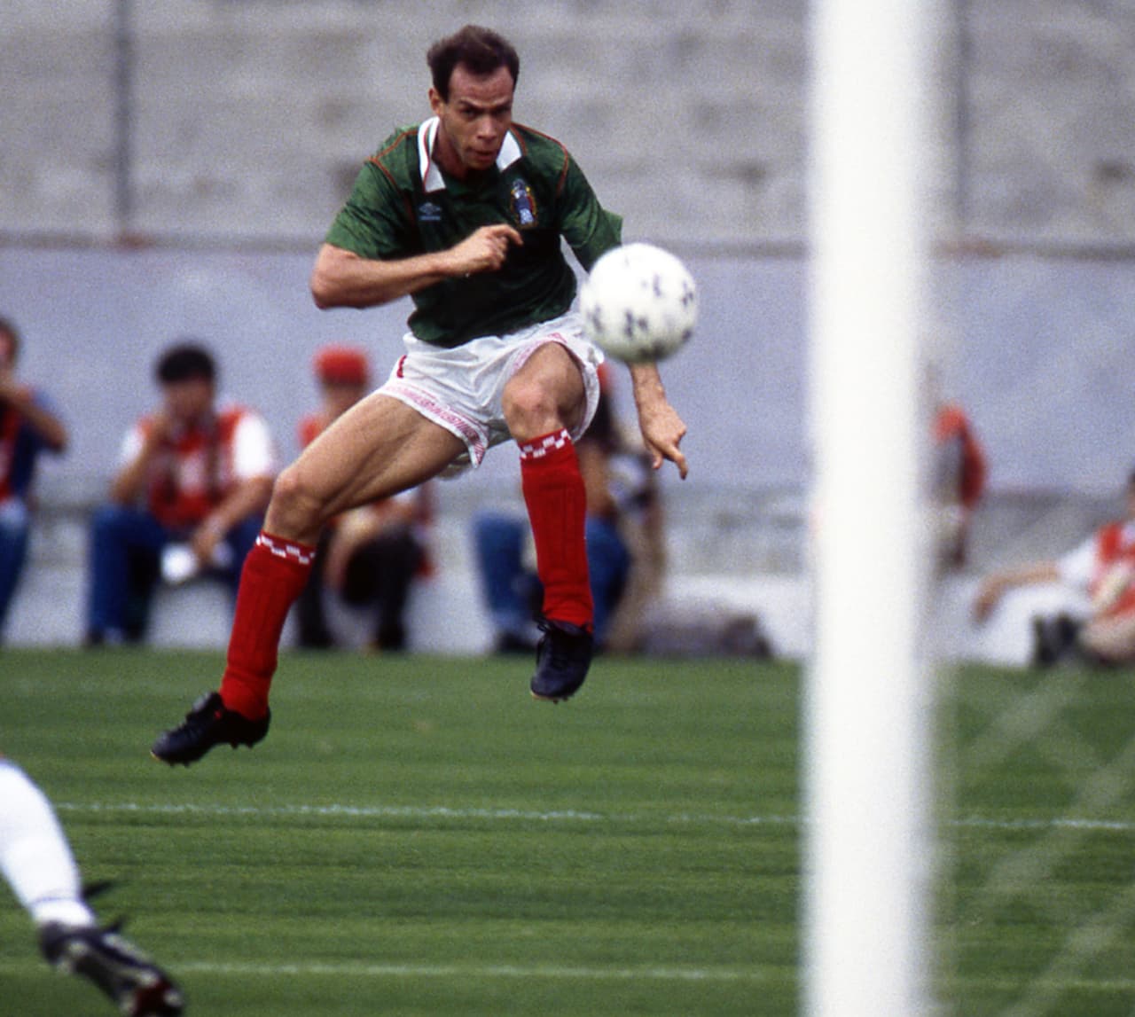 Para ponerlo en perspectiva, en ese torneo, México también goleó a Canadá por 8-0, equipo al que ahora venció 3-1 este miércoles. Además, le ganó a Jamaica en Semifinales por 6-1 y en la Final a Estados Unidos por 4-0. Son marcadores que por ahora se antojan cada vez más complicados.