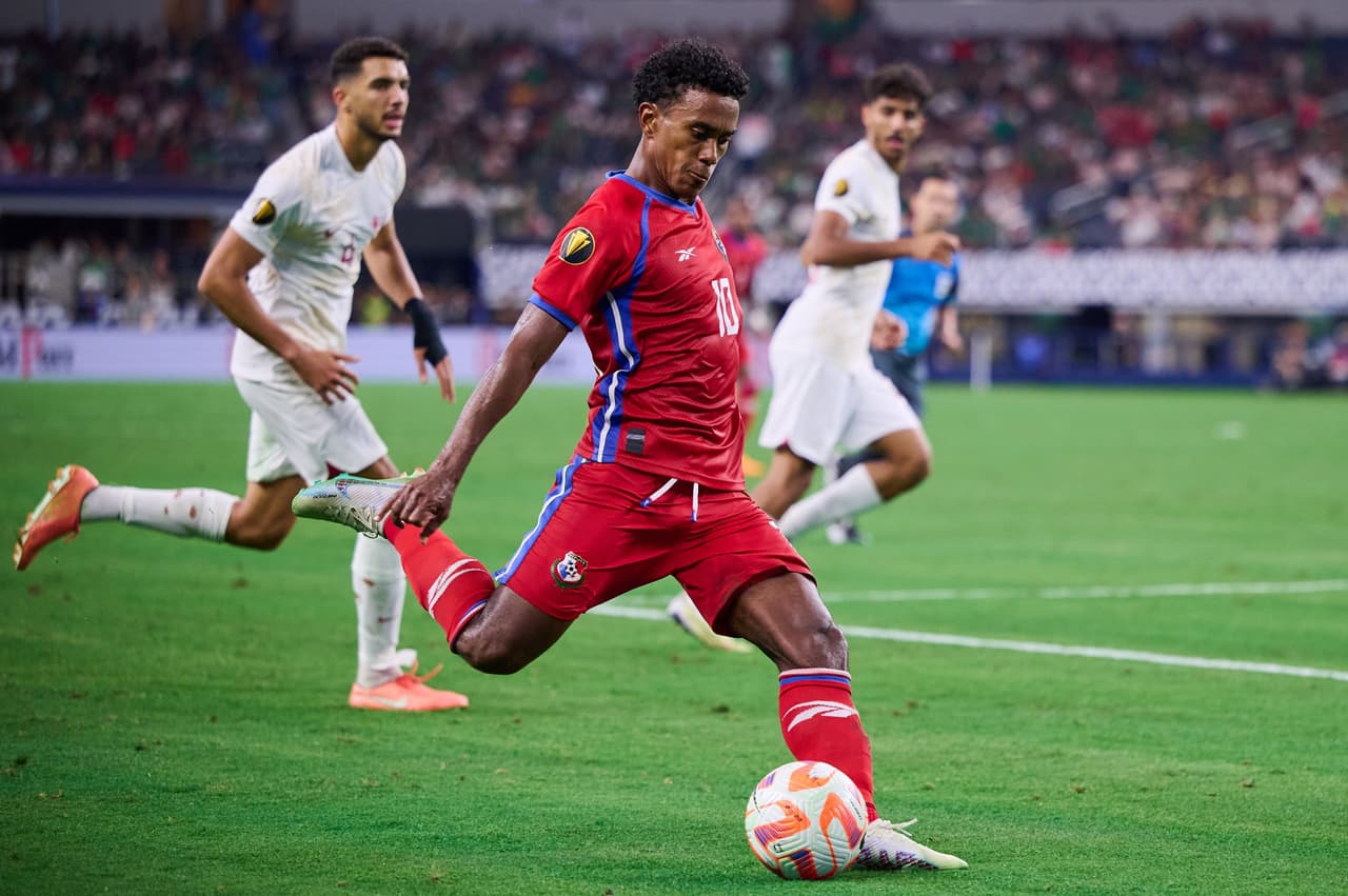 Edgar Bárcenas de Panamá dentro del once ideal de Cuartos de Final de la Copa Oro 2023.