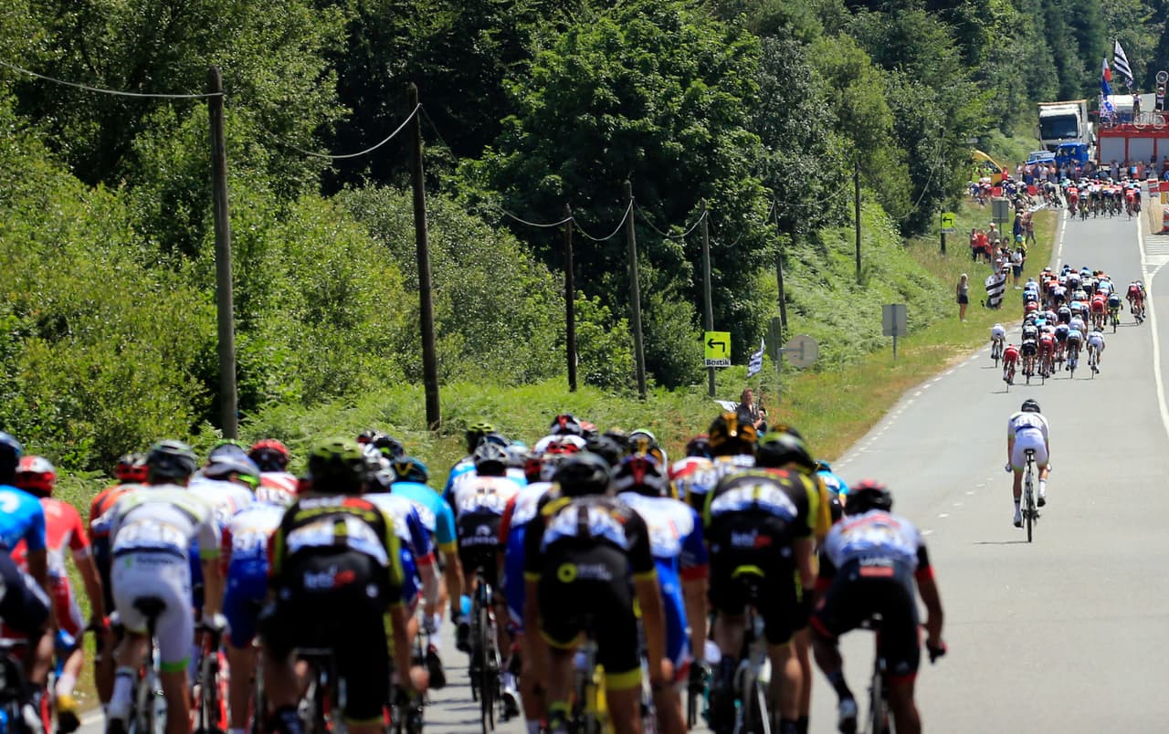 El Tour de Francia en su edición 115, la de 2018, va tomando calor y color con el paso de los días. Este miércoles se corrió la sexta etapa y aunque nos mostró un nuevo ganador, el líder prevalece.