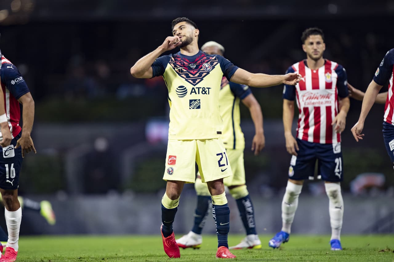 El Clásico entre América y Chivas estuvo lleno de pasión, bronca, ocasiones de gol y mucha polémica por el arbitraje en el encuentro disputado en el Estadio Azteca en actividad de la Jornada 10 del Grita México A21 de la Liga MX.
