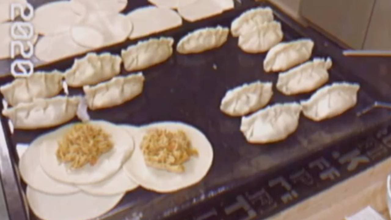 Sin olvidar las raíces, acerca su país a Italia cocinando, o aprendiendo a hacerlo.