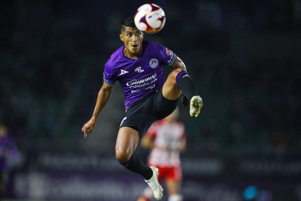 Aristeguieta (28’) y Carlos Vargas (31’) adelantaron a los locales. Juan Delgado (43’) y Zendejas (64’) emparejaron los cartones. A los 71’ apareció Camilo Sanvezzo para convertir por la pena máxima. La J2 del Guard1anes 2021 Mazatlán visitará a los Pumas y Necaxa recibirá al San Luis.