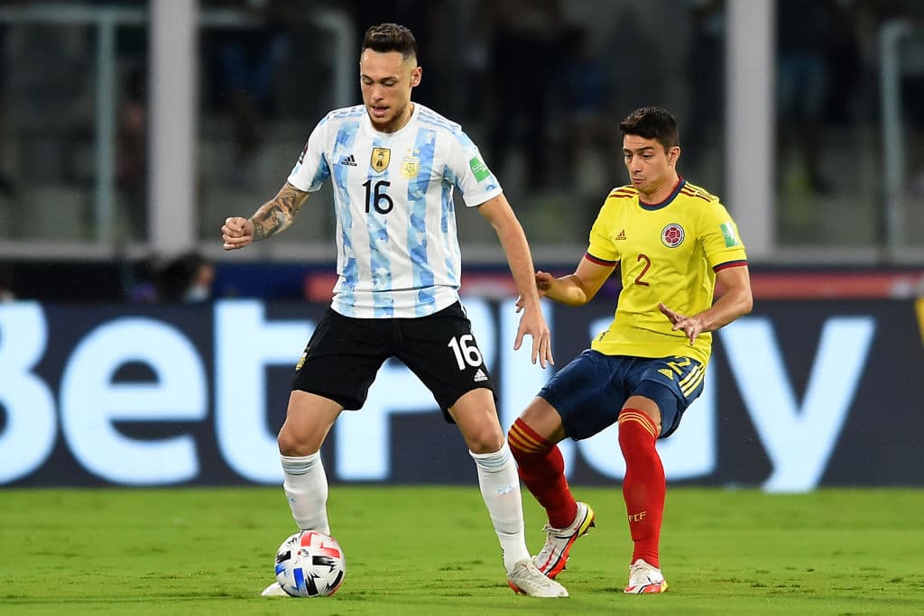 El solitario gol de Lautaro Martínez le da la victoria a Albiceleste 1-0 sobre Colombia.