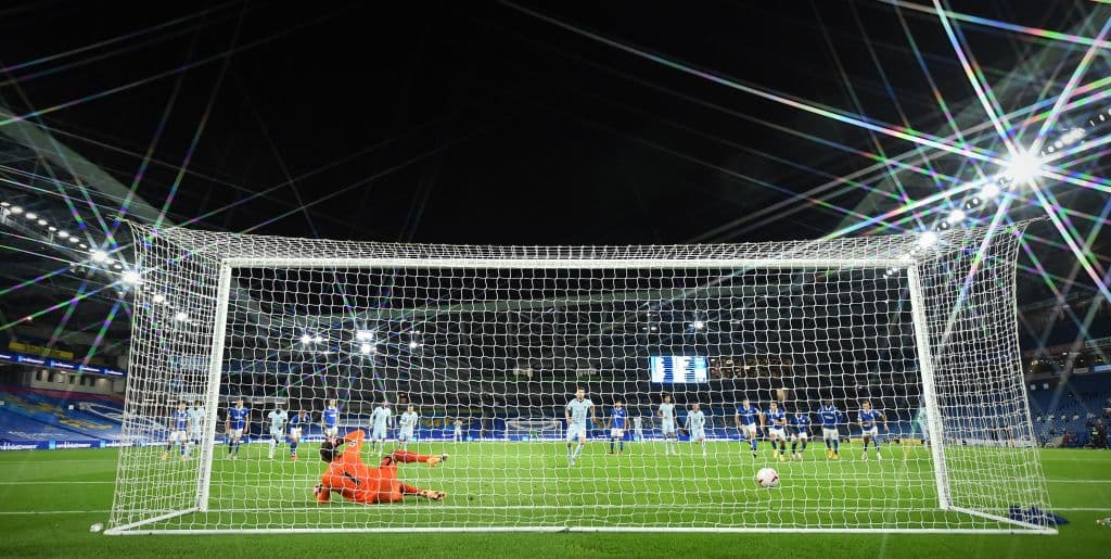 Jorginho lo cobra y le da el primer tanto a los Blues.