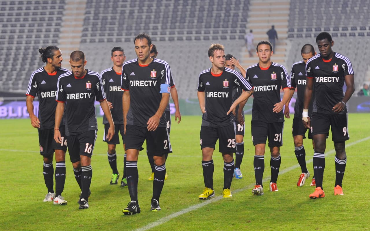 Unión de Santa Fe recibió 2 millones de dólares de Pumas por el traspaso del argentino Franco Faría.