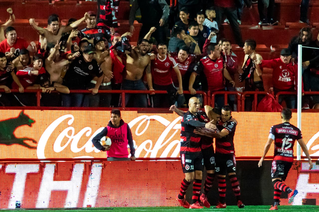 Tijuana derrotó 3-2 al América en un partido emocionante, vibrante, con golazos, VAR y polémica que ha significado de los mejores partidos del torneo.
