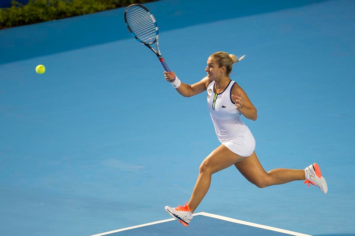 Cibulkova buscaba las esquinas para colocar sus tiros, cosa que también le funcionó en varias ocasiones a la ganadora del torneo en 2014.