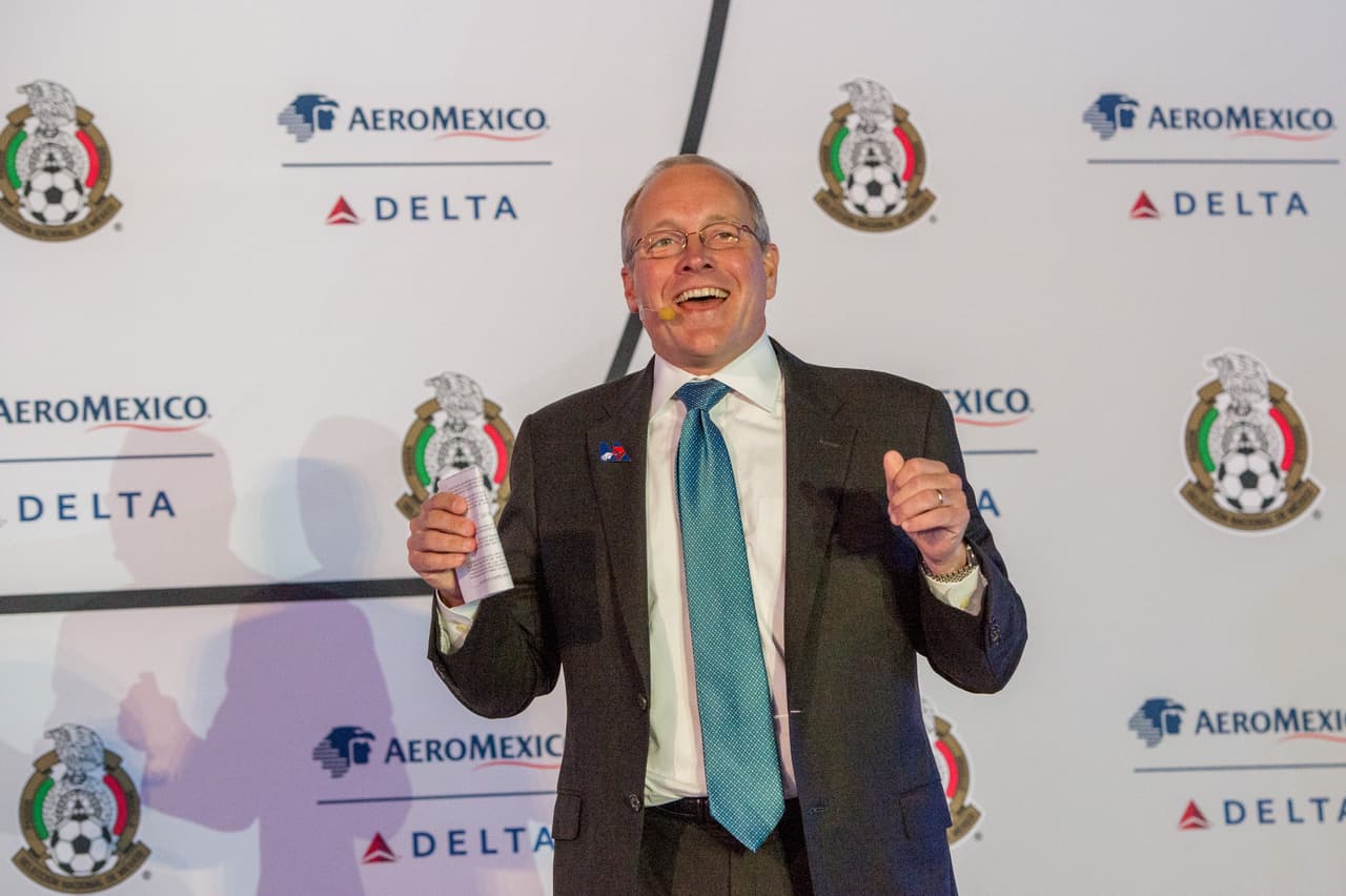 Steve Sear manifestó que el patrocinio a la selección de fútbol de México es una manera formidable de “celebrar que ambas aerolíneas se unirán para construir una asociación transfronteriza entre Estados Unidos y México".