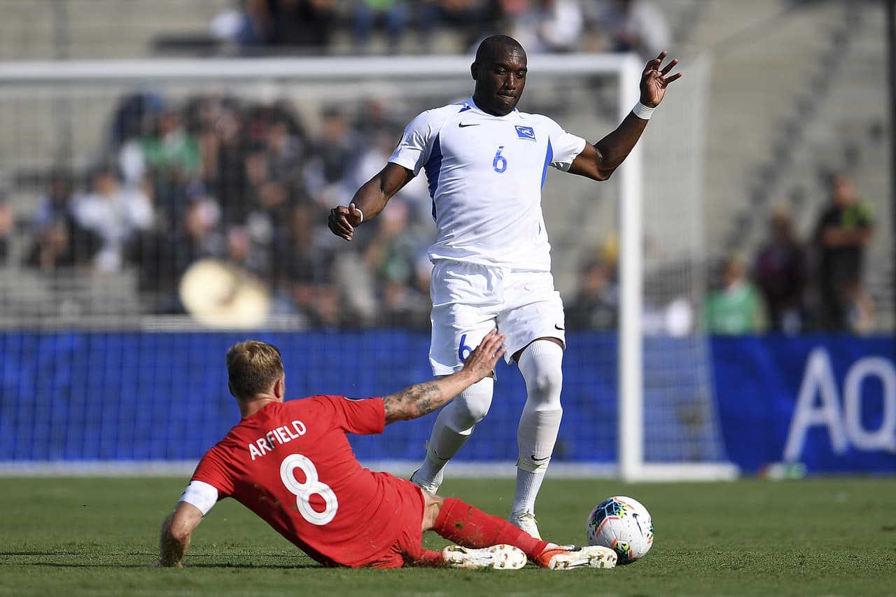 Al medio tiempo la ventaja le pertenecía por la mínima diferencia al conjunto canadiense.