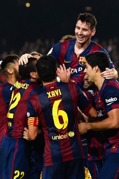 Poco amigo de los excesos verbales, igual que es capaz de levantar a todo un Camp Nou por sus proezas deportivas, también tiene la capacidad de cortar la respiración de los suyos cuando se acerca a un micrófono con ganas de decir cosas, que a veces resuenan en el barcelonismo como un adiós de antemano.