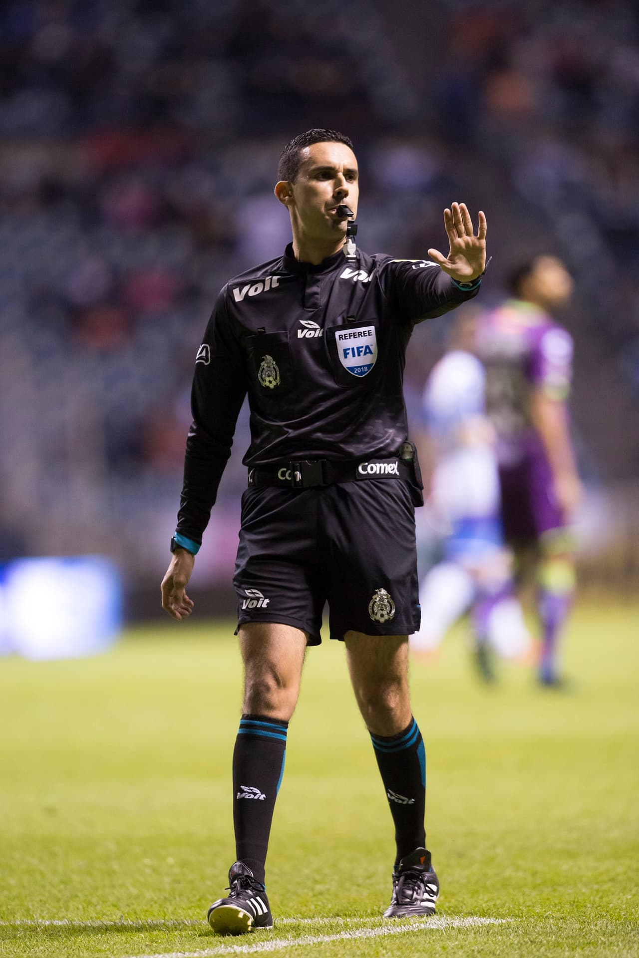 Pese a lo importante del encuentro, el árbitro César Arturo Ramos tuvo una actuación sin demasiadas dificultades sobre todo porque ambos clubes se dedicaron a jugar.