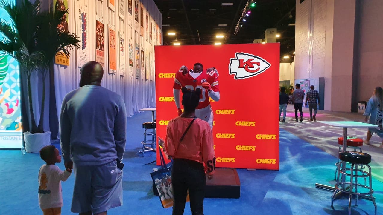 Falta menos de una semana para vivir la pasión del Super Bowl LIV entre Chiefs y 49ers pero la afición ya disfruta al máximo de la NFL Experience.