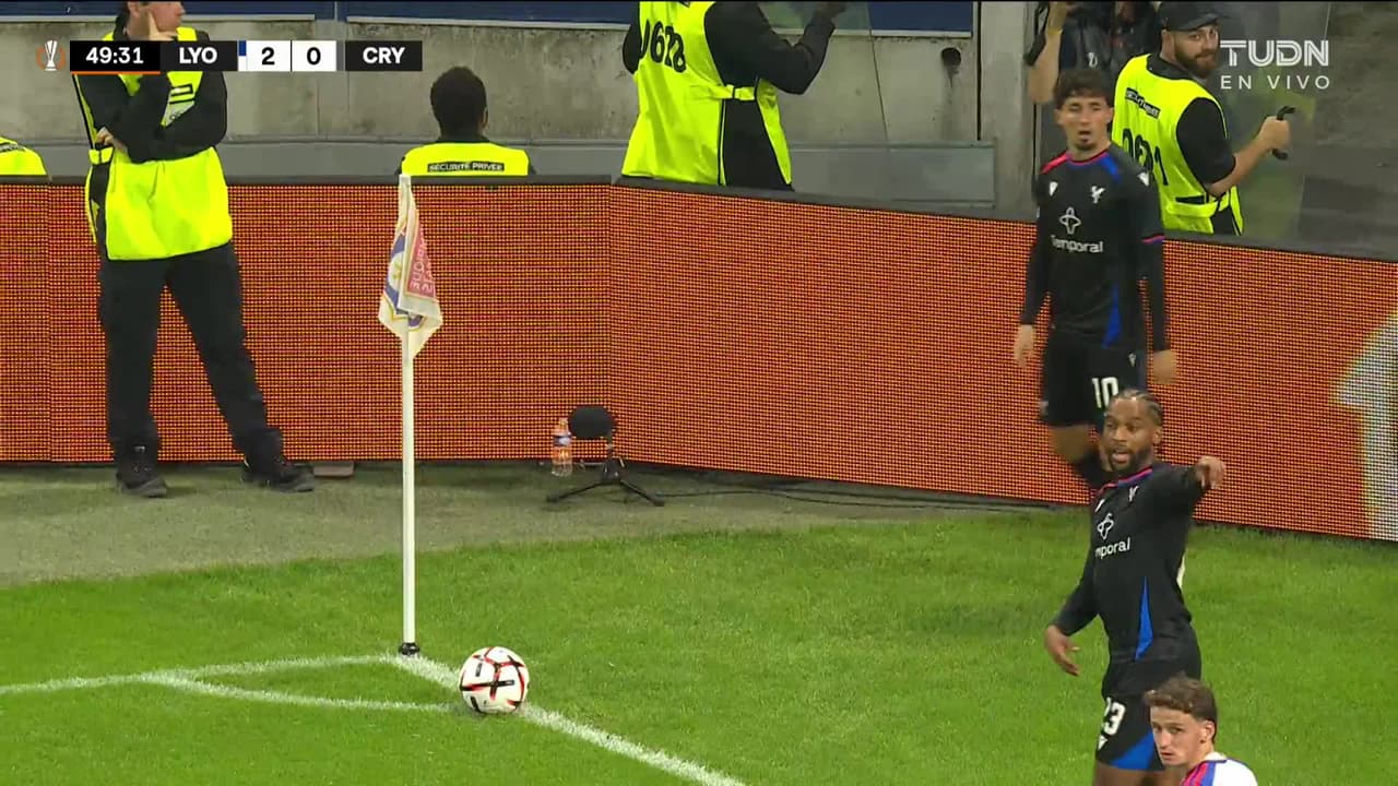 ¡GOL!  anota para Crystal Palace. Yéremy Pino