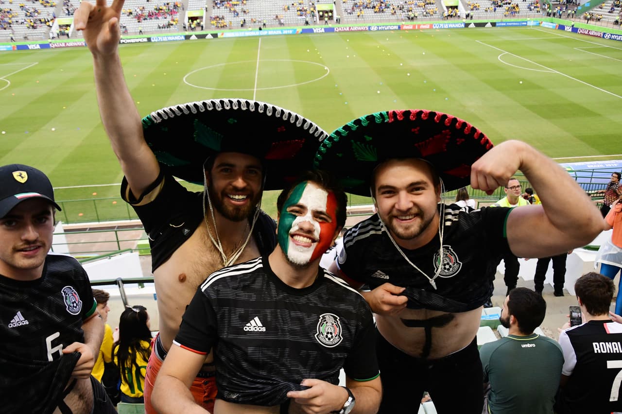 Gran ambiente en el estadio Walmir Campelo Bezerra para la final del Mundial Sub-17 entre Brasil y México.