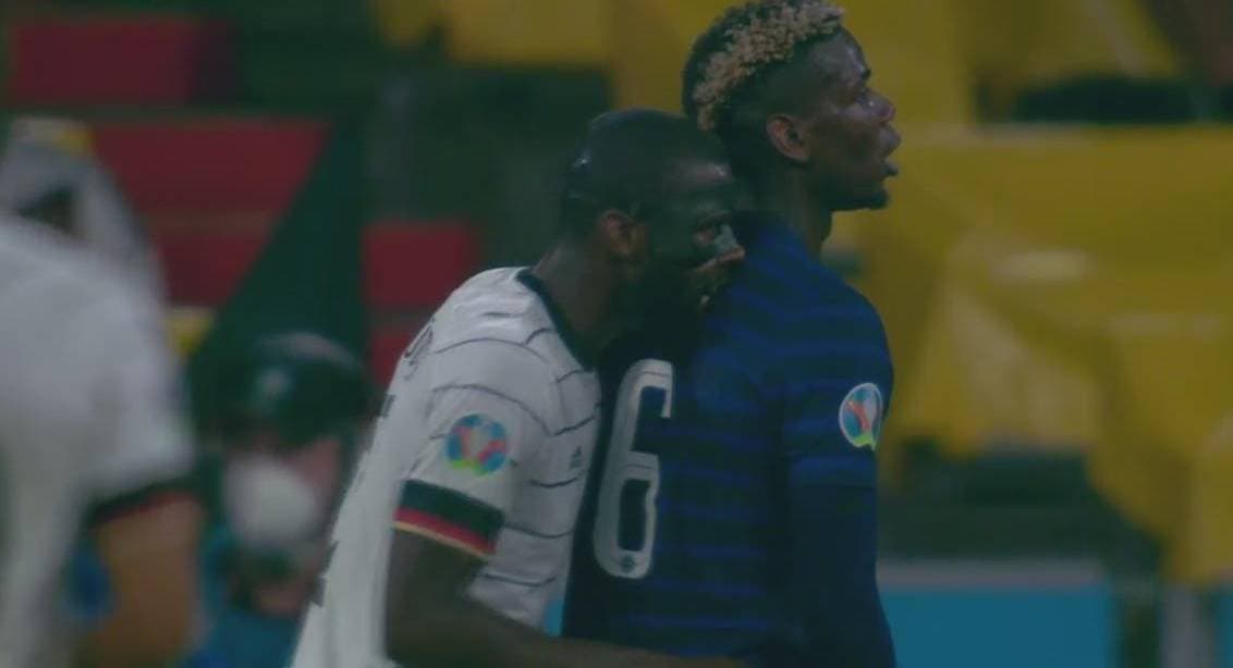 Momento en el que aparentemente Antonio Rüdiger mordió a Paul Pogba en el Francia vs. Alemania.