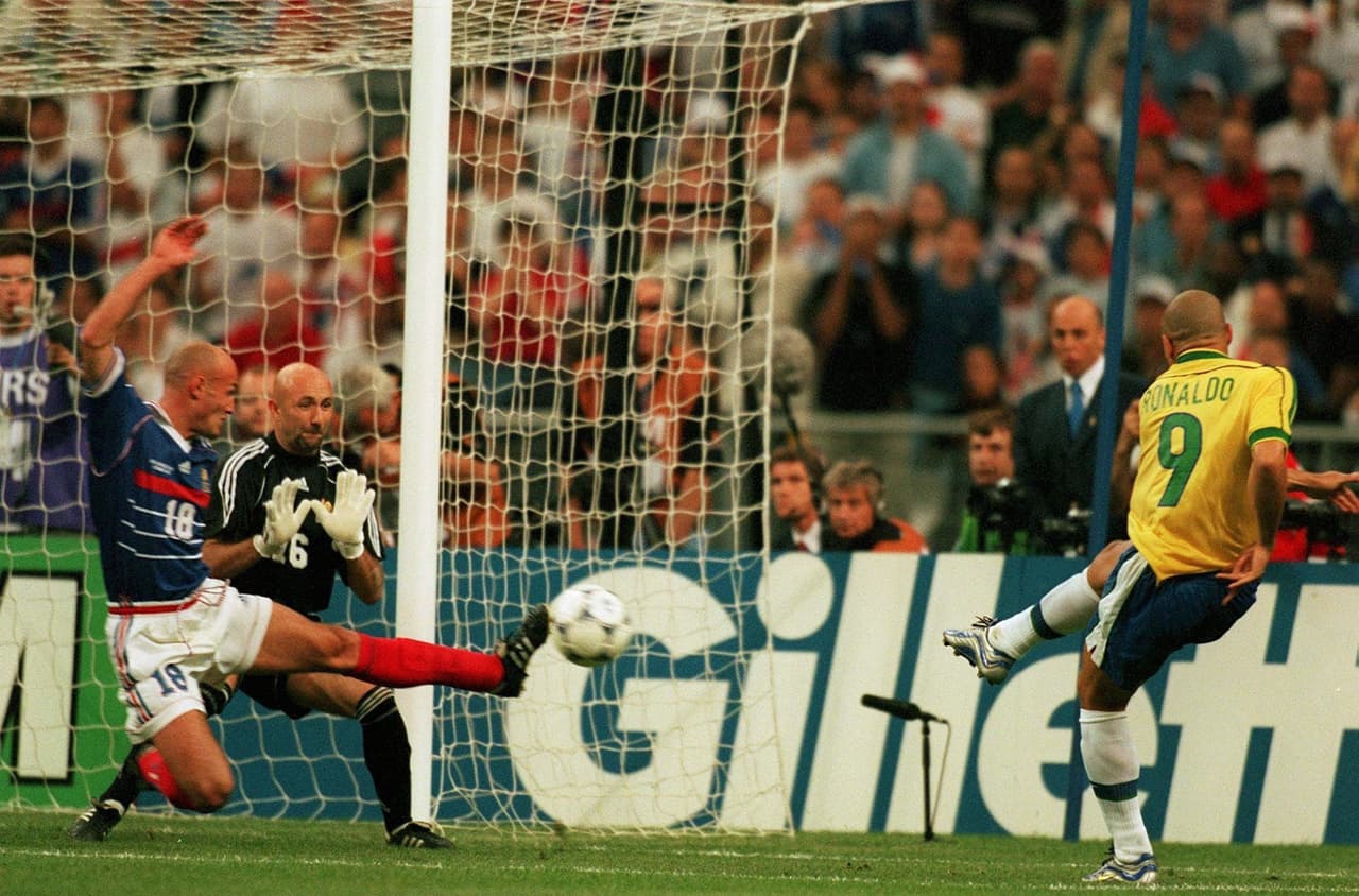 Lo único cierto es que en la cancha, Ronaldo no aportó lo necesario en el partido definitivo.