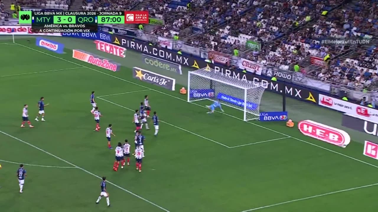 ¡TIRO ATAJADO! disparo por Santiago Homenchenko.