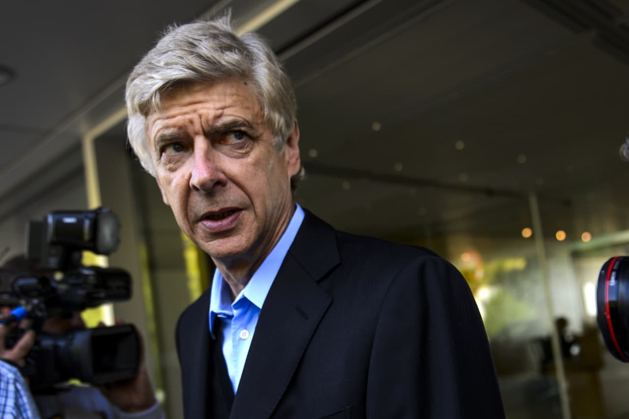 Un invitado asiduo como Arsene Wenger, el estratega francés del Arsenal FC, no estuvo presente en el foro 2017 ¿será señal de que sus días están contados en el Emirates Stadium?