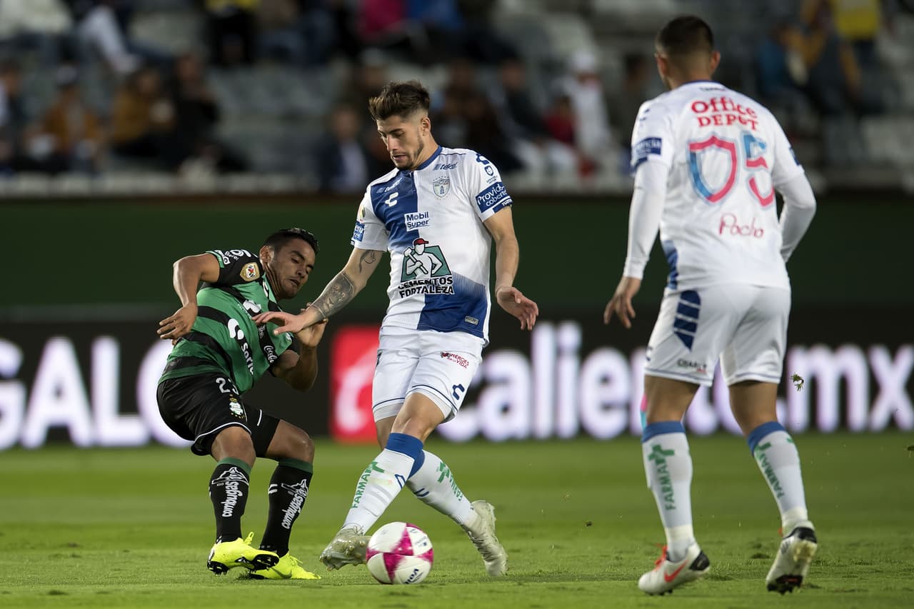 En la primera parte los Tuzos lograron mantener la ventaja y lucían confiados con la ventaja parcial.