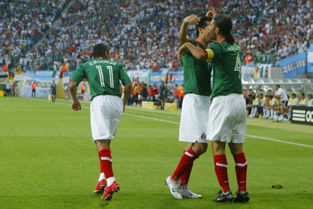 La segunda oportunidad se dio en el Mundial de 2006, la selección de La Volpe logró ponerse al frente en el marcador con un gol de Rafael Márquez.
<br>
