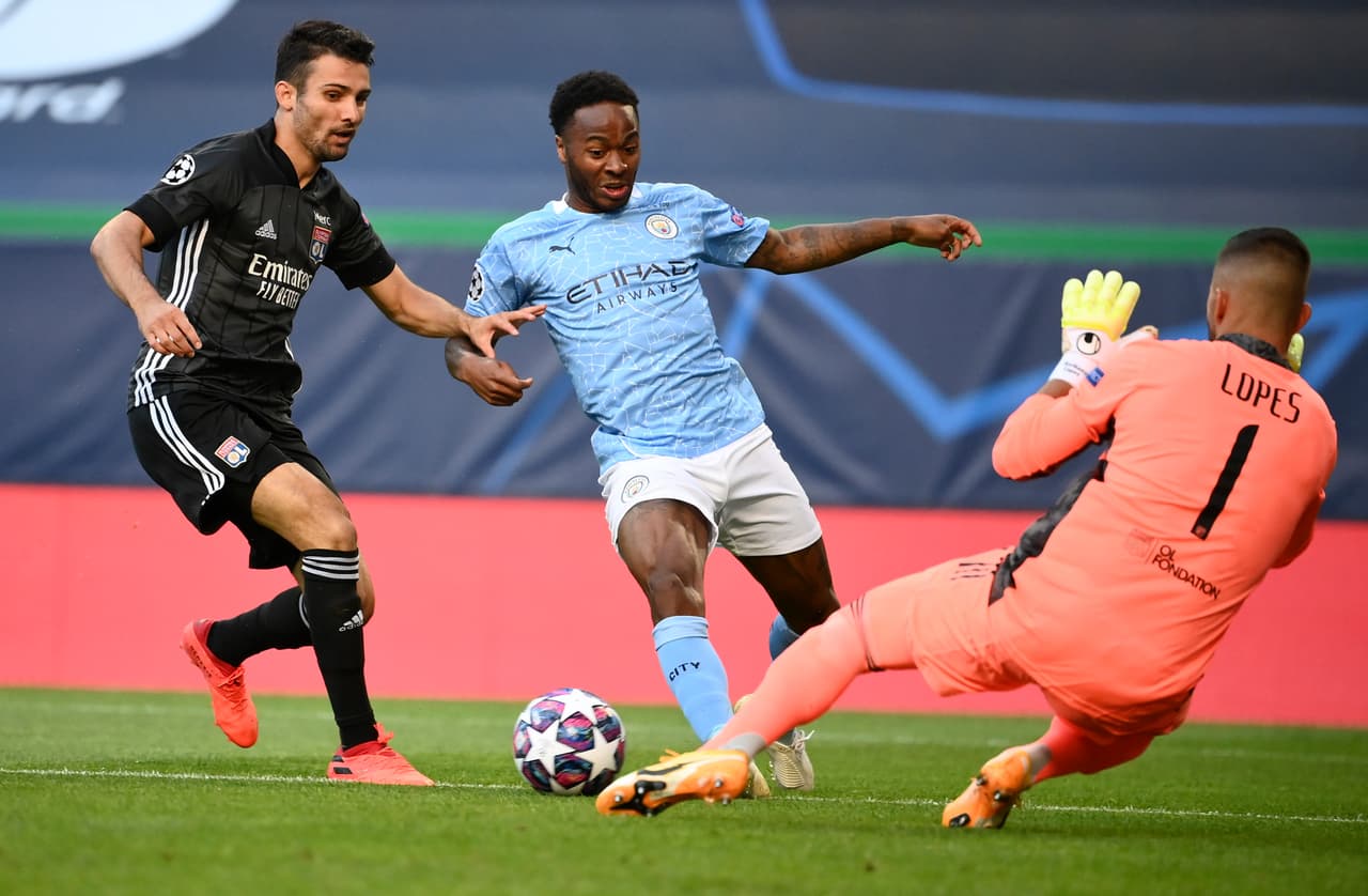 Antes de los 3’, Manchester City estuvo cerca de romper el cero en el marcador.