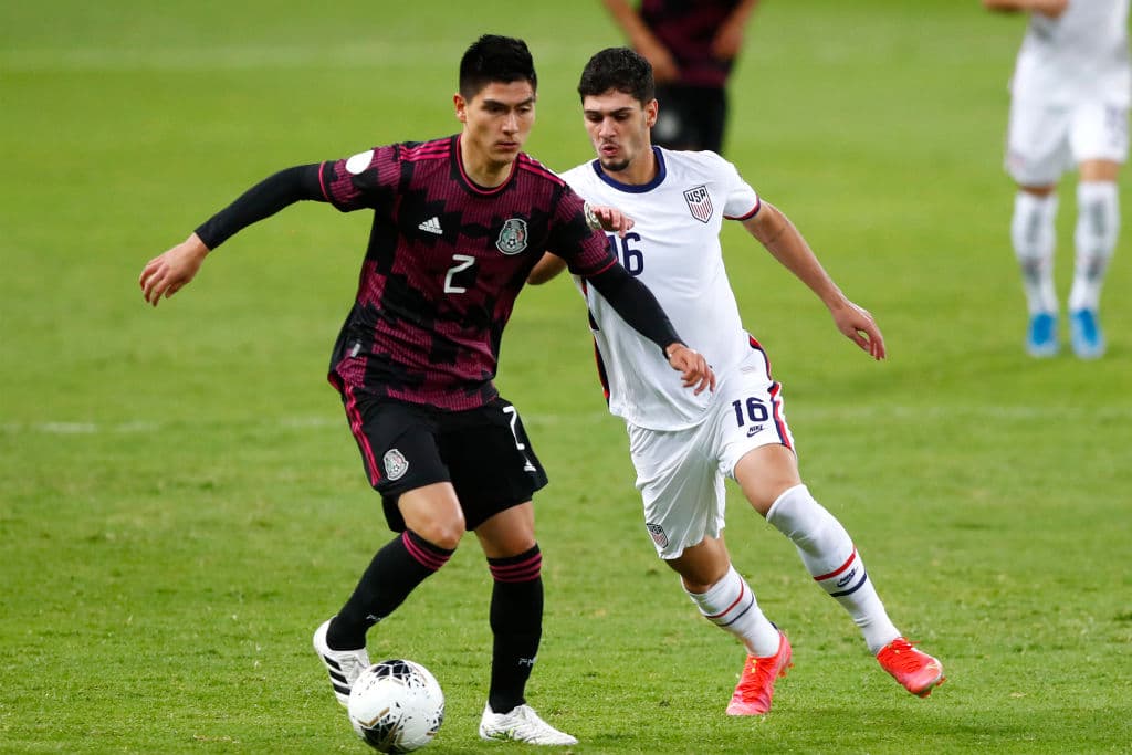 Con un zapatazo de Uriel Antuna al final del primer tiempo, México hace una fase de grupos perfecta al vencer 1-0 a los Estados Unidos.