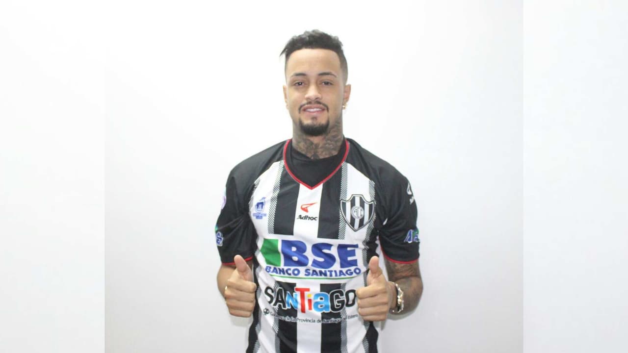 Joao Rodríguez, el nuevo 'Loco' Abreu, tiene 23 años y 11 clubes