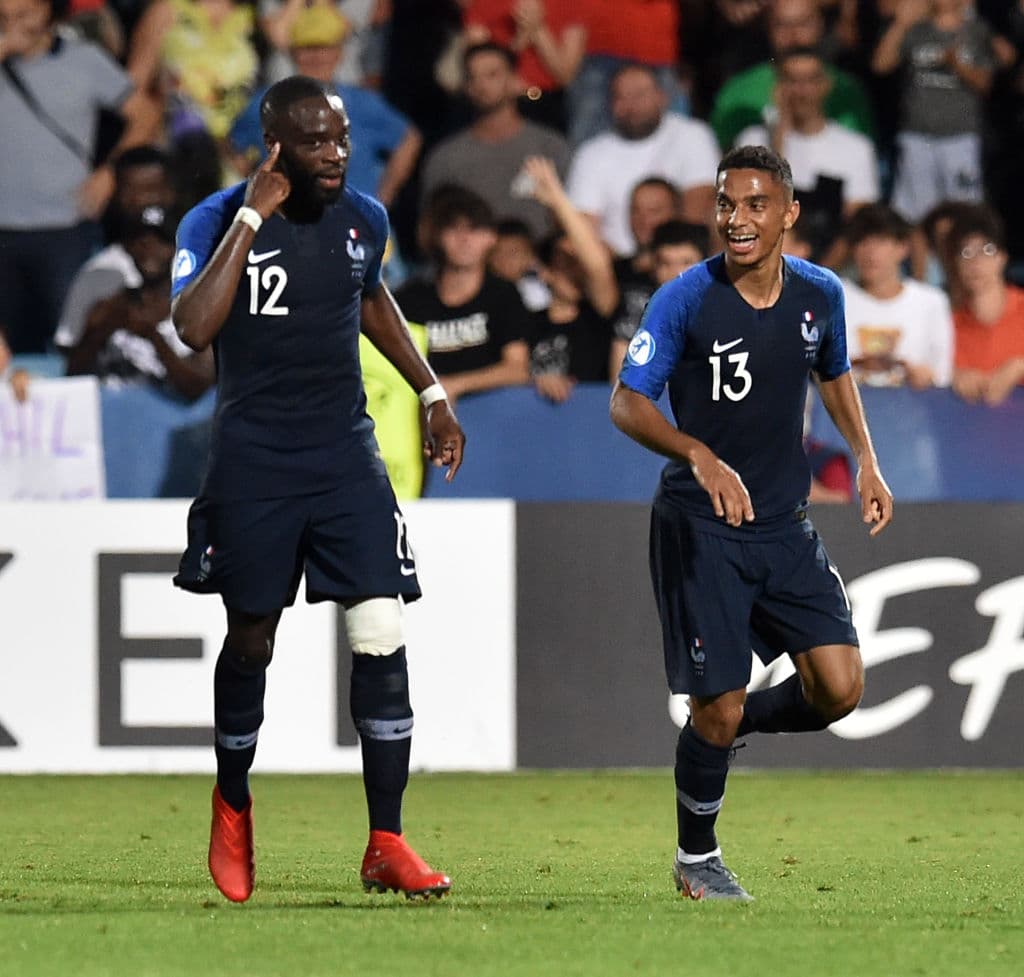 Y a los cinco minutos de tiempo añadido, con autogol de Aaron Wan-Bissaka, Francia le daba el golpe de 'muerte' a los ingleses.