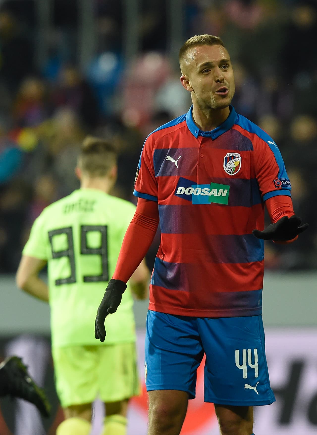 <b>Defensa:</b> Ludek Pernica (Viktoria Plzen)