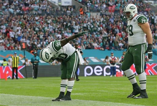 Londres recibió el primero de tres partidos NFL que tendrán, en donde los Jets dominaron a los Dolphins 27-14. Checa las imágenes del duelo.