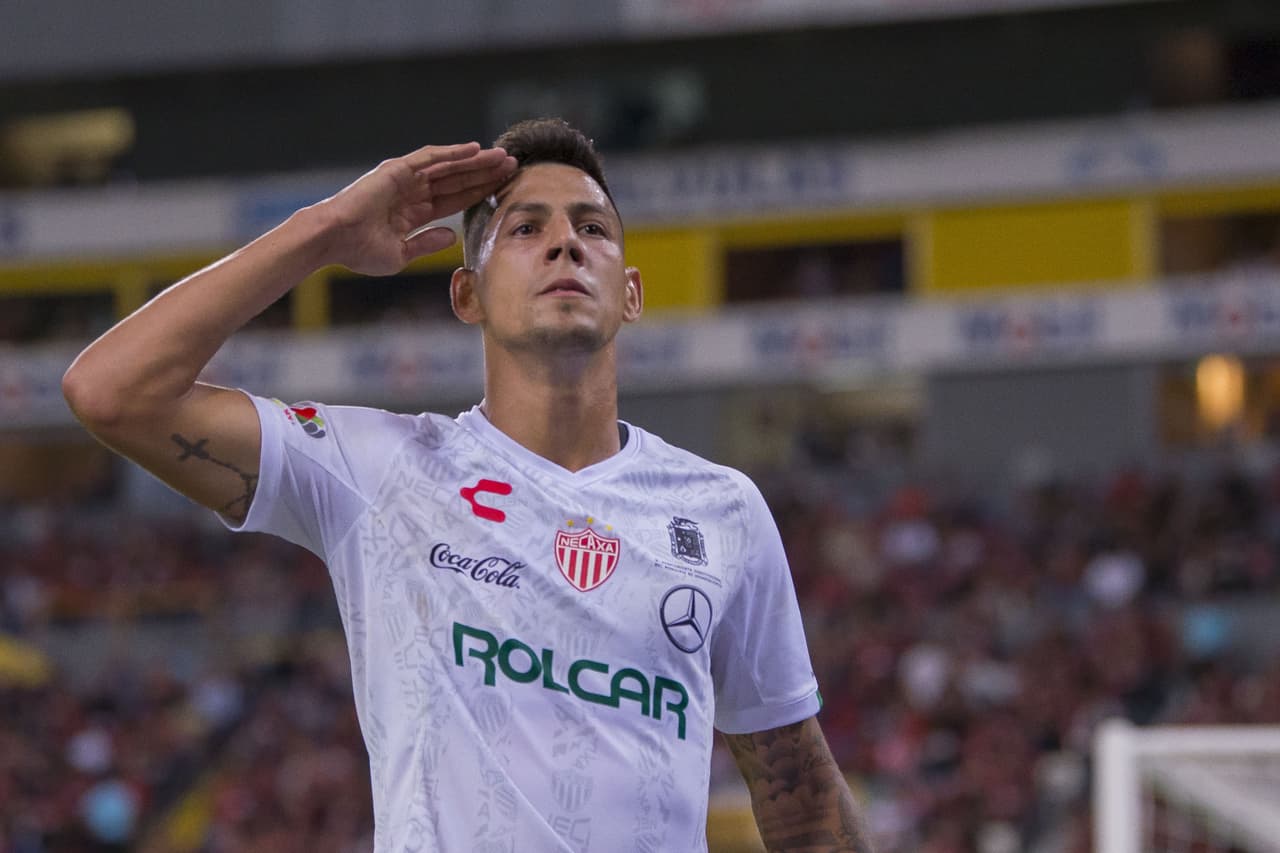 El valor actual de Mauro Quiroga es de un millón de euros, según Transfermarkt, que reporta el pago de 278 mil euros del Necaxa al Curicó de Chile.