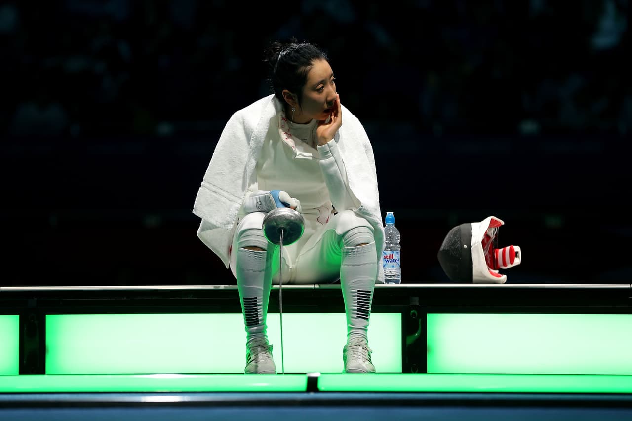 La surcoreana mostró así su inconformidad por una decisión arbitral que a dejó por fuera de la lucha por el oro: persistente y vergonzosa forma de protesta.