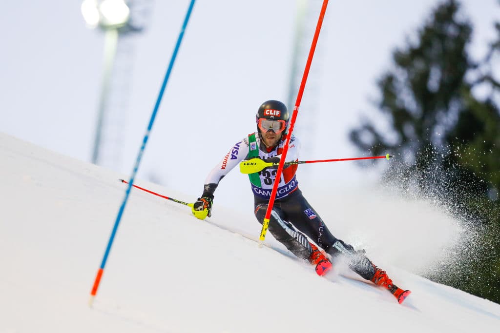 Estas son las extraordinarias imágenes que nos regaló la prueba del Slalom para hombres en la Copa Mundial de Esquí en Madonna di Campiglio, Italia.