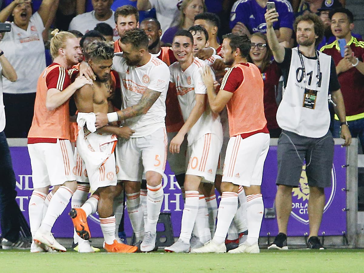 Además, Josef Martínez (abrazado por sus compañeros) igualó la marca de nueve partidos consecutivos con gol que tenía el mediocampista argentino de Portland Timbers, Diego Valeri en 2017.