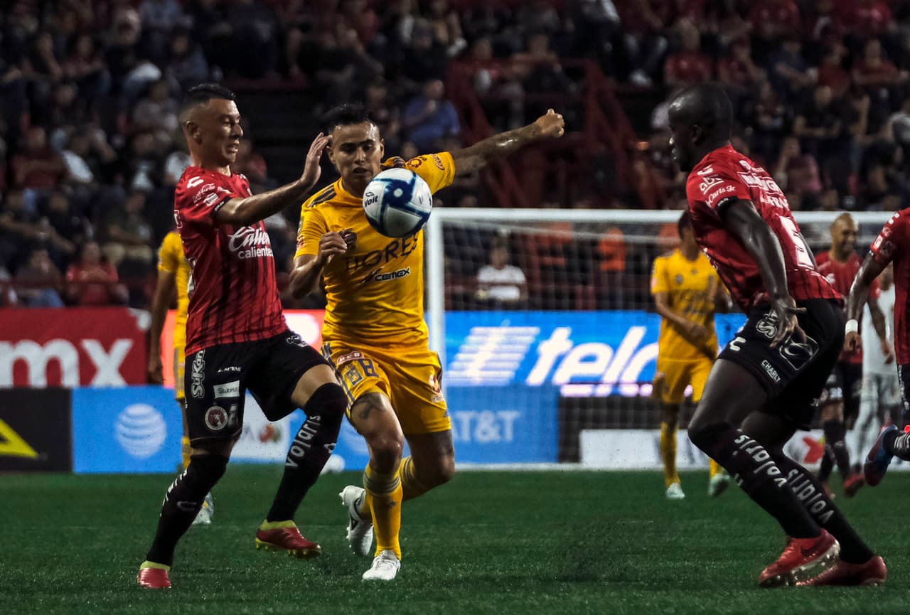 Lucas Zelarayán - Columbus Crew | Tigres recibió aproximadamente 8 millones de dólares por los servicios del argentino. Debutará ante NYC FC el 1 de marzo.