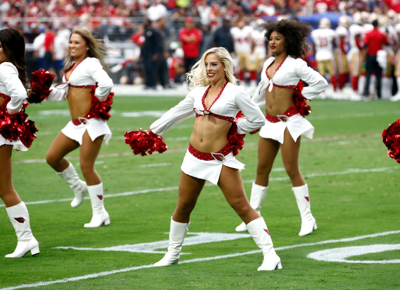 Las animadoras de los Vaqueros son las consentidas de la afición, pero las de Broncos, Patriots y Dolphins no se quedan atrás, ¿tú qué opinas?