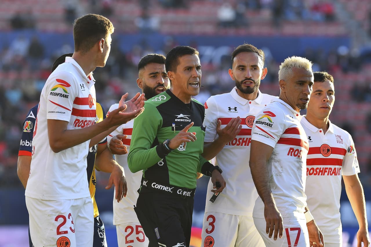 Con solitaria anotación de Camilo Sanvezzo al minuto cuatro, Toluca logra mantener su arco en ceros y vencen 0-1 al Atlético San Luis.