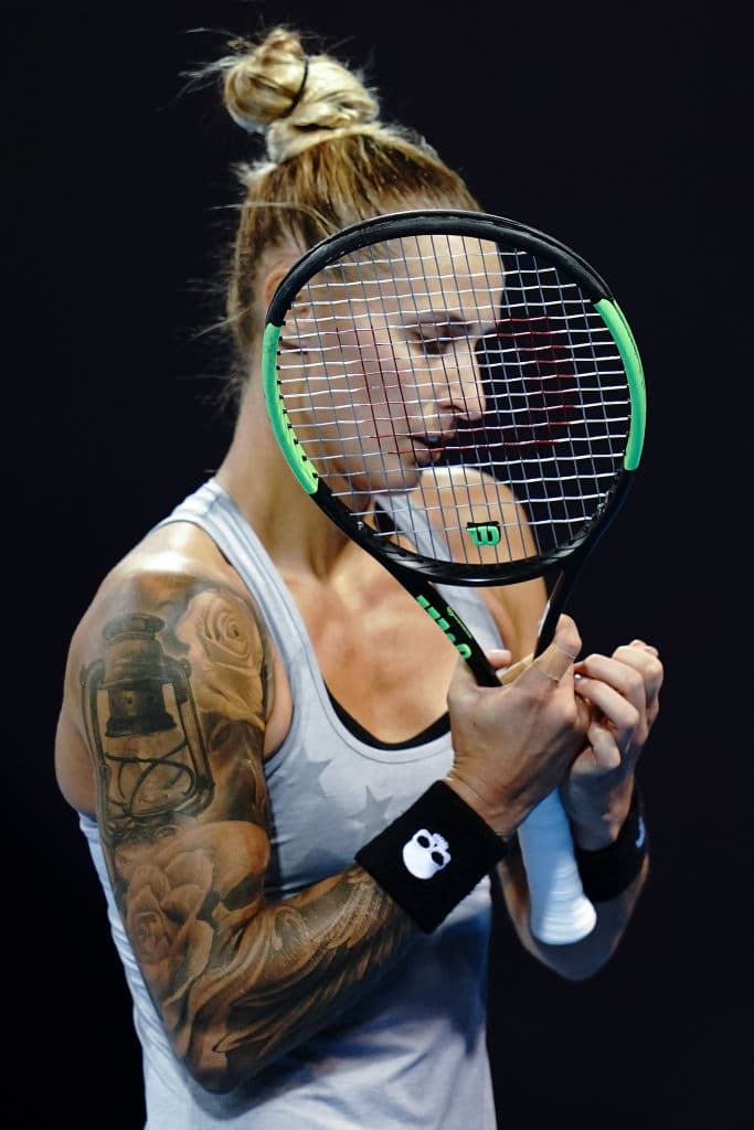 Aún así, la eslovena nunca pasa desapercibida por su apariencia, la cual no le ha cerrado puertas en los más grandes torneos.