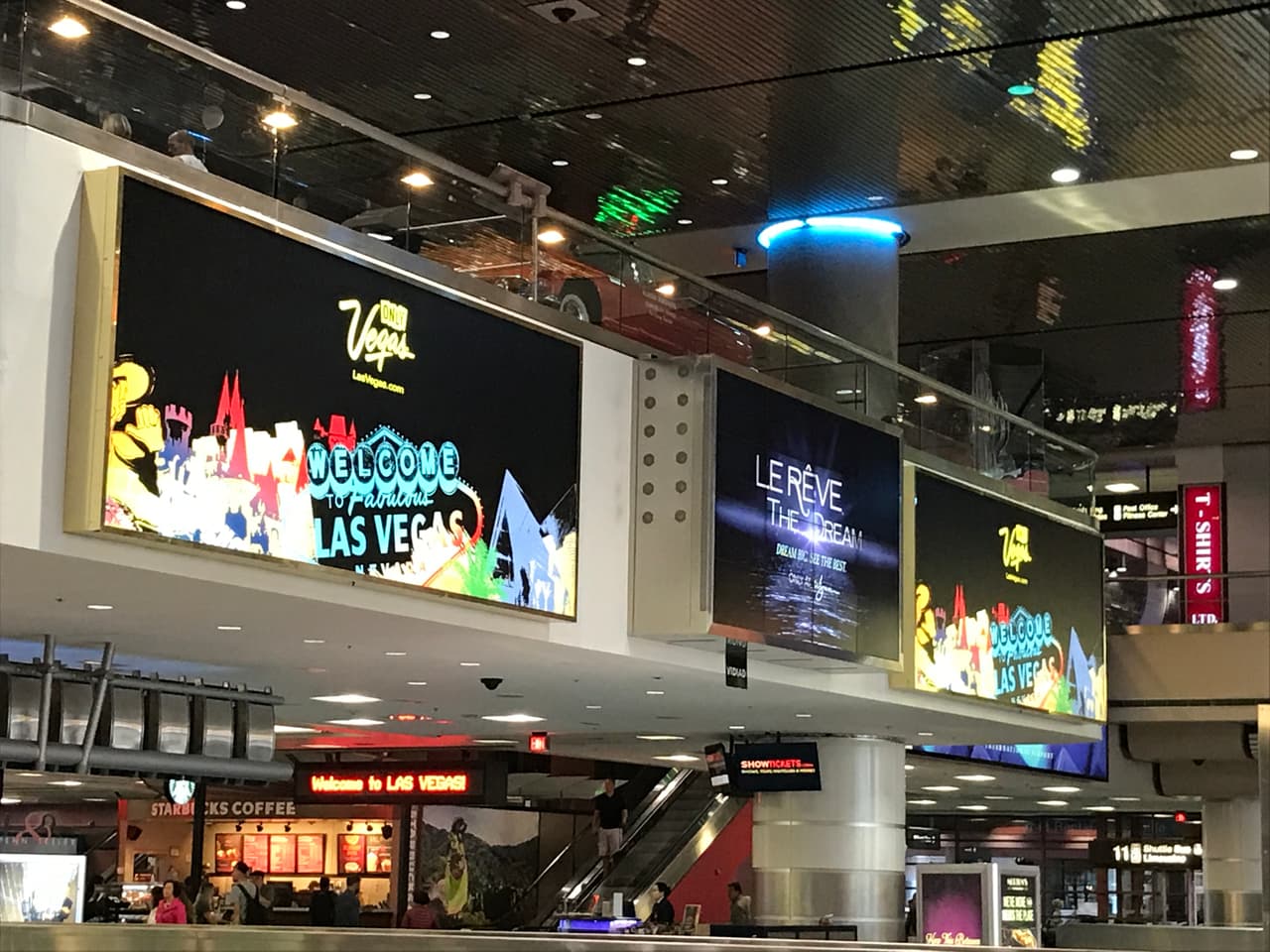 Esta es la recepción que da la ciudad a todos aquellos que llegan a la 'ciudad del pecado' para estar en un fin de semana lleno de fiesta.