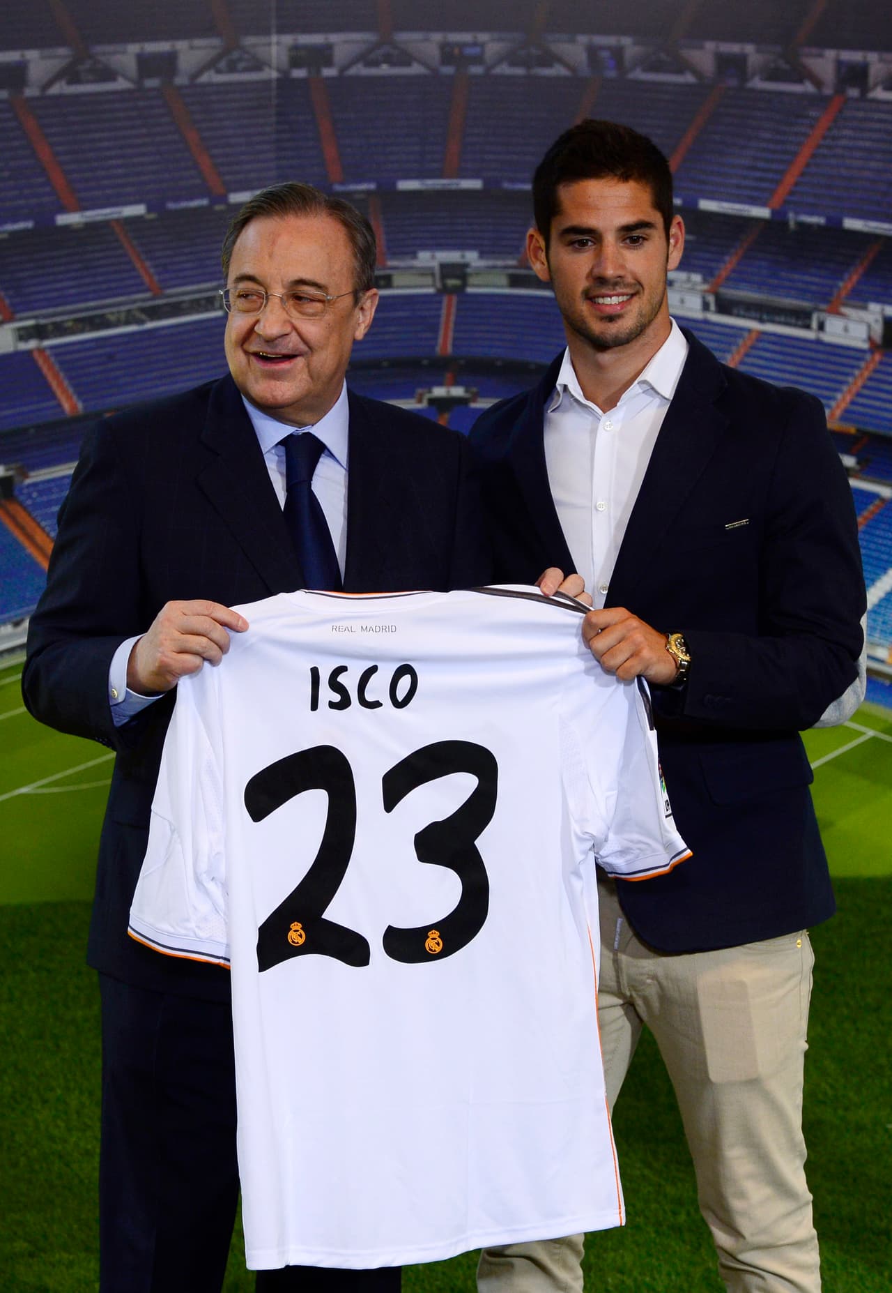 Los futbolistas españoles nunca le dicen que no al Real Madrid: Francisco Alarcón costó aproximádamente 35 millones para traerlo del Málaga.