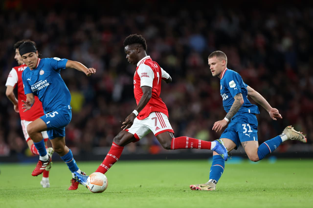 Arsenal se impone al PSV por la mínima y se consolida en el liderato del Grupo A en la UEFA Europa League.