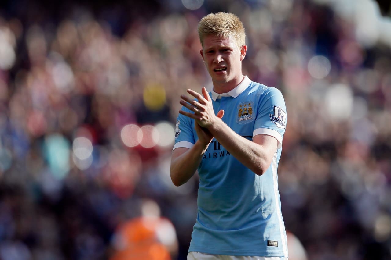 El volante belga Kevin De Bruyne llegó de Wolfsburgo a Manchester City en 2017 por 75 millones de euros, aproximadamente unos 87.719.000 dólares.