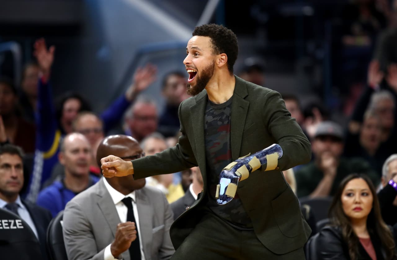 Stephen Curry volverá a la NBA en marzo