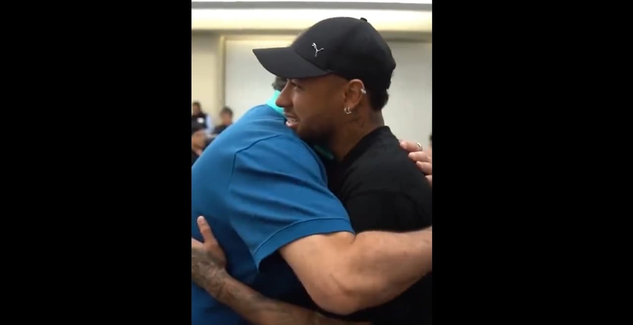 Neymar visita a la selección brasileña y les desea "toda la suerte" en la Copa América