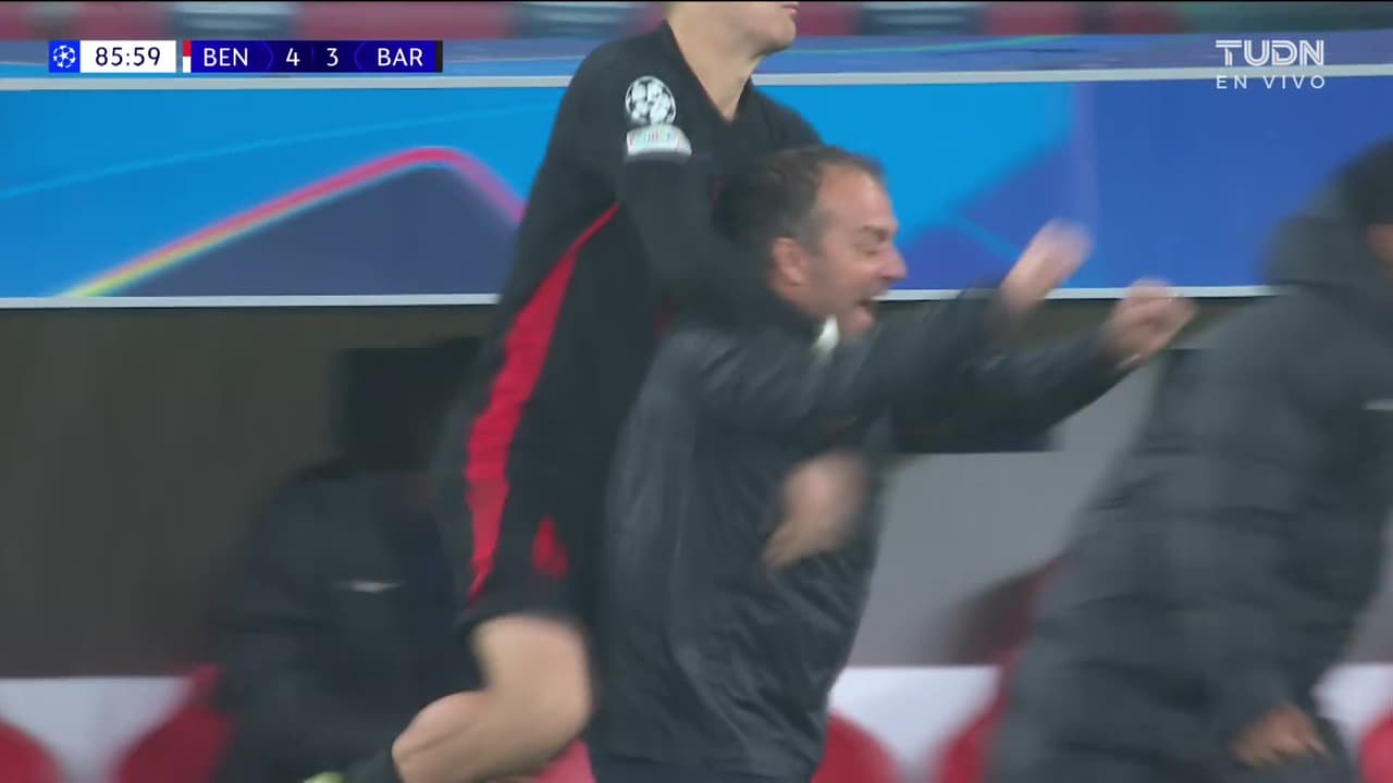 ¡Gol del Barcelona! Centro sublime de Pedri y Eric empata de cabeza 