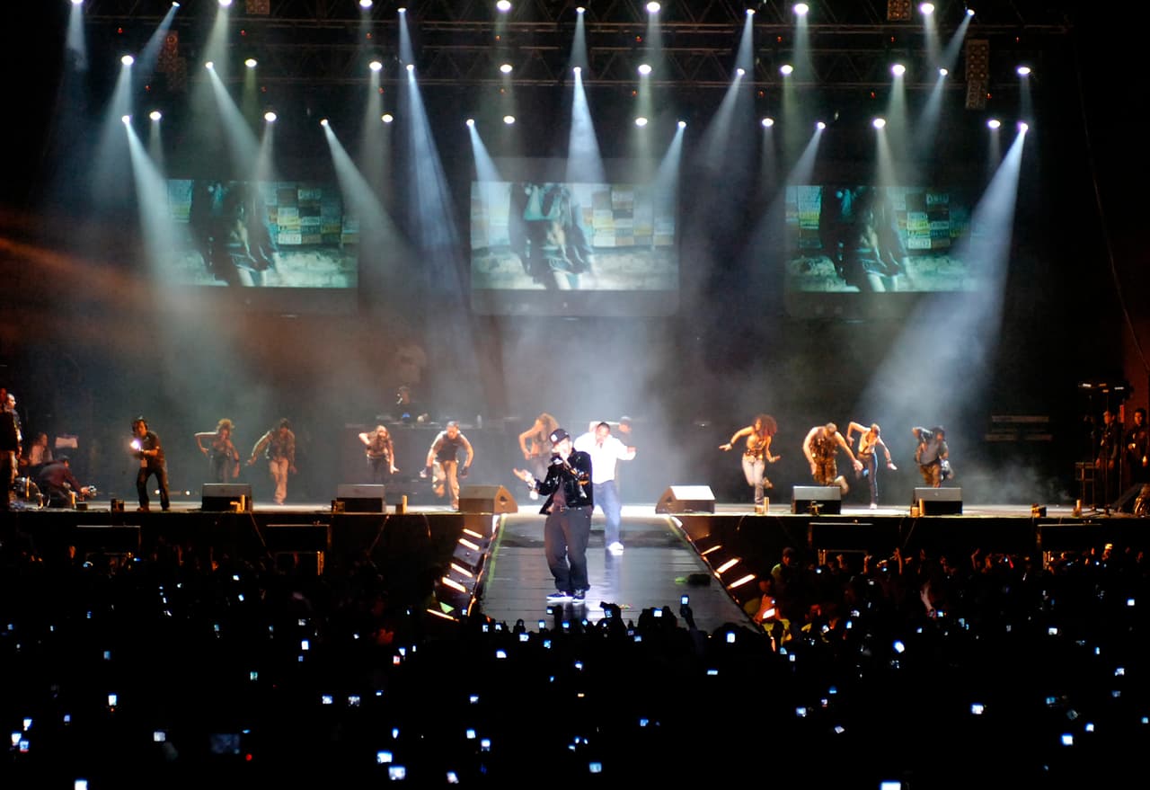 Daddy Yankee o Aerosmith, entre muchos otros artistas se han presentado en el estadio Monumental de Lima, Perú.