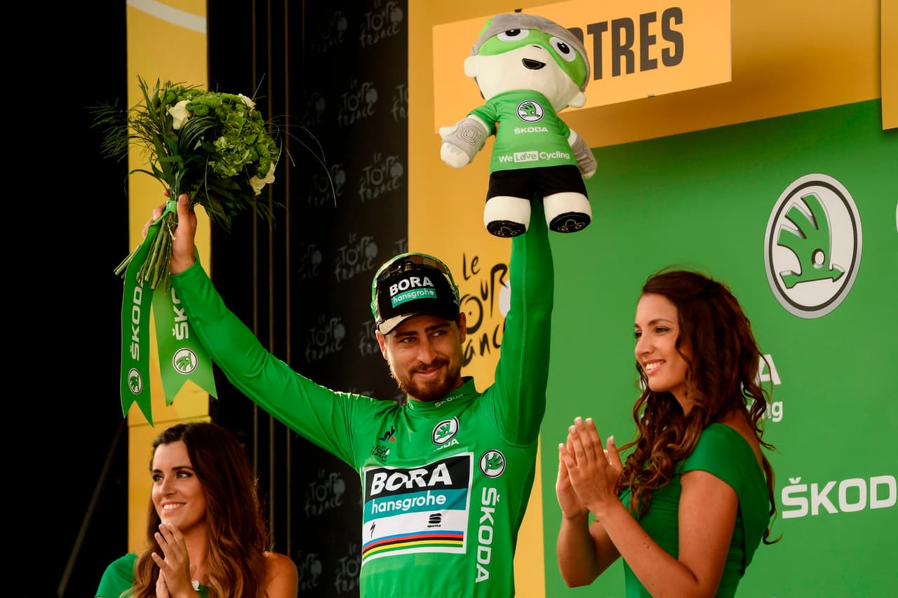 Por su parte, el eslovaco Peter Sagan (BORA) es el dueño del maillot verde como líder de la clasificación por puntos.