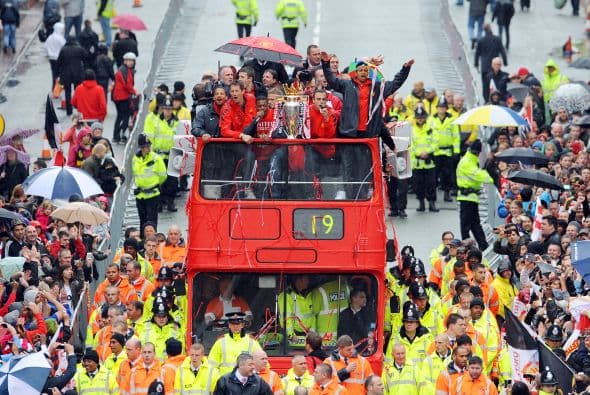 Es cierto, los 'Red Devils' ganaron la Liga Premier inglesa desde días antes y hasta ahora se dieron tiempo para disfrutarlo.